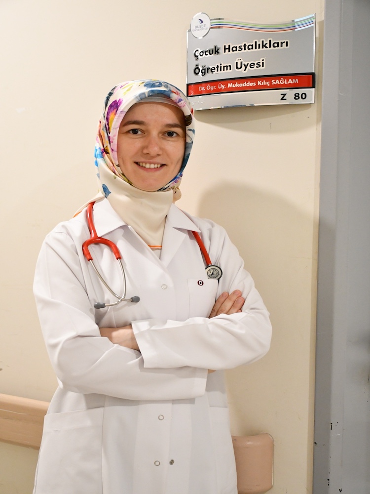 Anne Babalar Dikkat! 'Sıradan Bir İshal' Deyip Geçmeyin: Rota Virüsü Kapıda