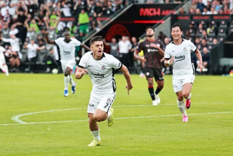 Beşiktaş UEFA Avrupa Ligi'nde Bir Üst Turda