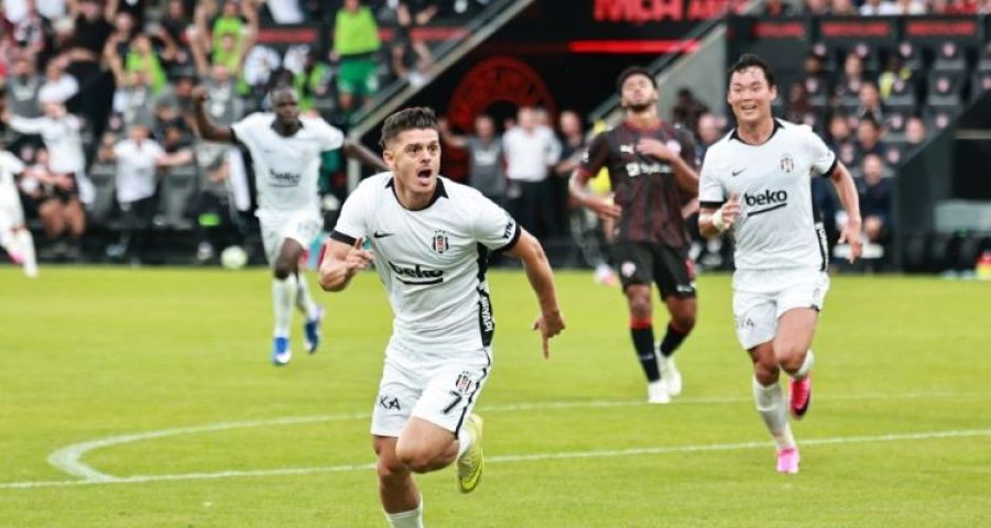 Beşiktaş UEFA Avrupa Ligi'nde Bir Üst Turda