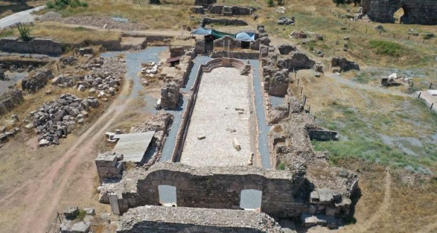 Tralleis Antik Kenti'nde 2 bin Yıllık Antik Havuzun Kazı ve Restorasyonu Tamamlandı