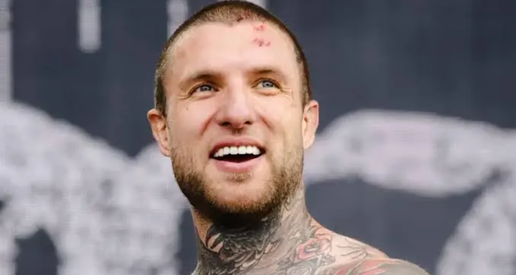 Ahlaka Değil Sanata İfsat!