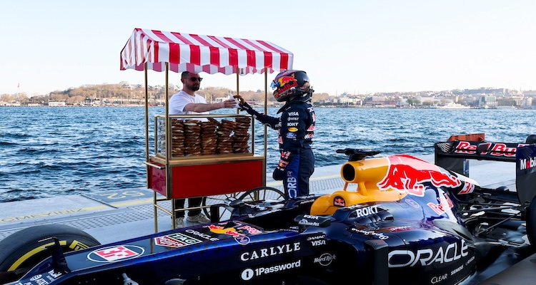 İstanbul’da Nefes Kesen Formula 1 Gösterisi