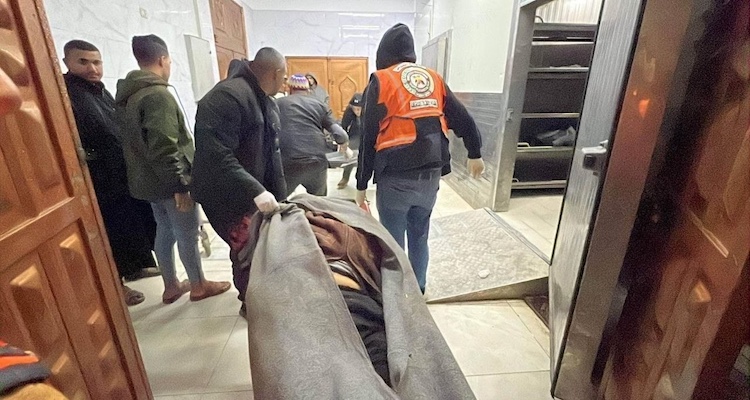 Gazze'de İsrail Saldırıları Can Almaya Devam Ediyor