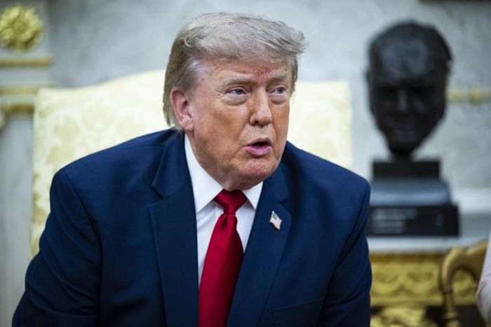 Trump'tan İran'a Tepki: "Çok Sert Vuracağız!"